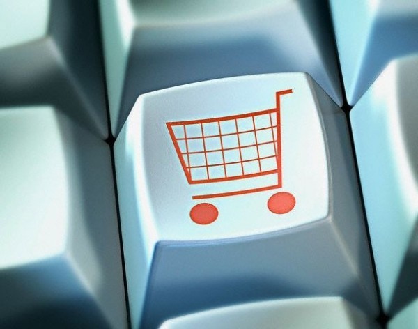 Wechat vs Weixian : Some Keys to Understand E-commerce in China